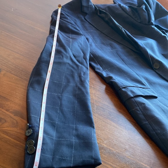 Hugo boss - Men's Navy Checkered Suit - 40R - Picture 14 of 16